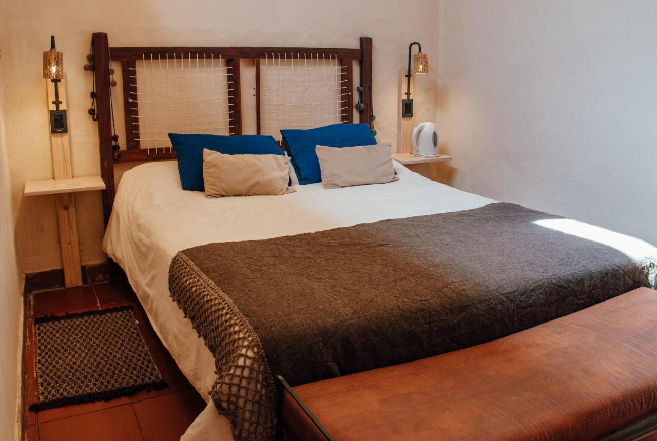 Casa De La Flia. Sanchez Bed & Breakfast Humahuaca Bagian luar foto